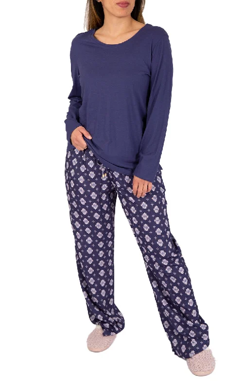 Hanro 50% Cotton and 50% Modal Pyjama with Long Sleeve in Geometric 7617