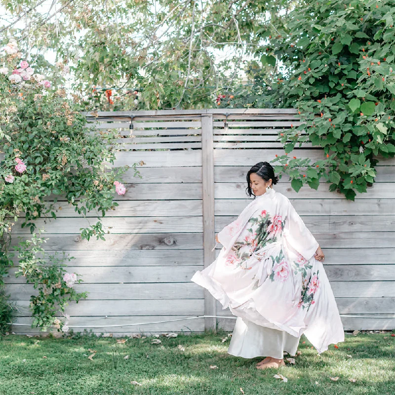 Weekend Savings Spectacle Peony & Bird Long Kimono Robe