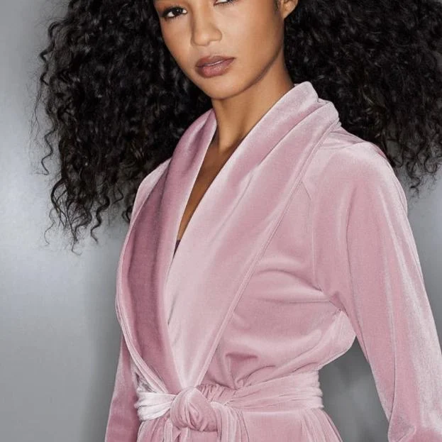 Weekend Offers That Dazzle Natori Natalie Velvet Robe in Viola Velvet H74086