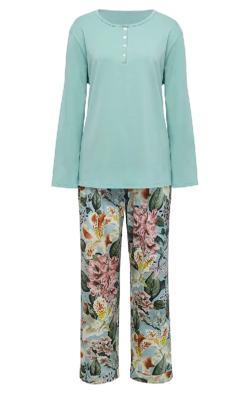 Overstock Sale Sanctuary Studio 70% Cotton and 30% Modal Pyjama with Long Sleeve in Flora 7844