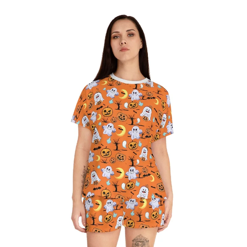 Weekend Wonders Await! Women's Short Pajama Set for Halloween