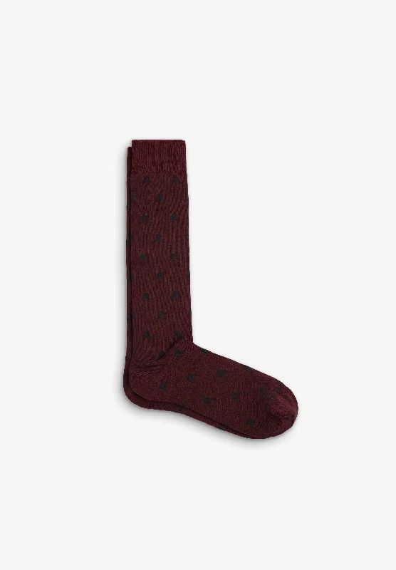 Weekend Bargains to Relish SKULL SOCKS