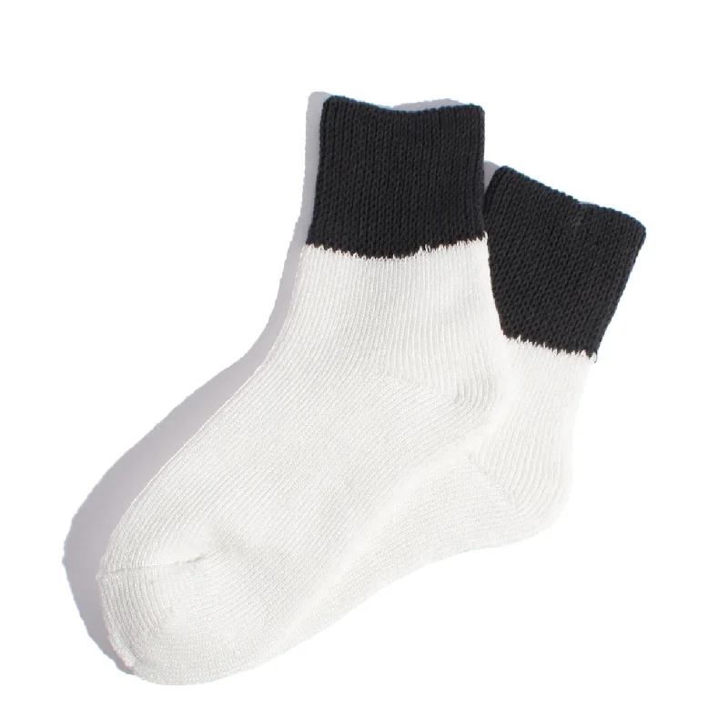 Cash Savings Anonymous Ism 2Panel Q Sock Charcoal