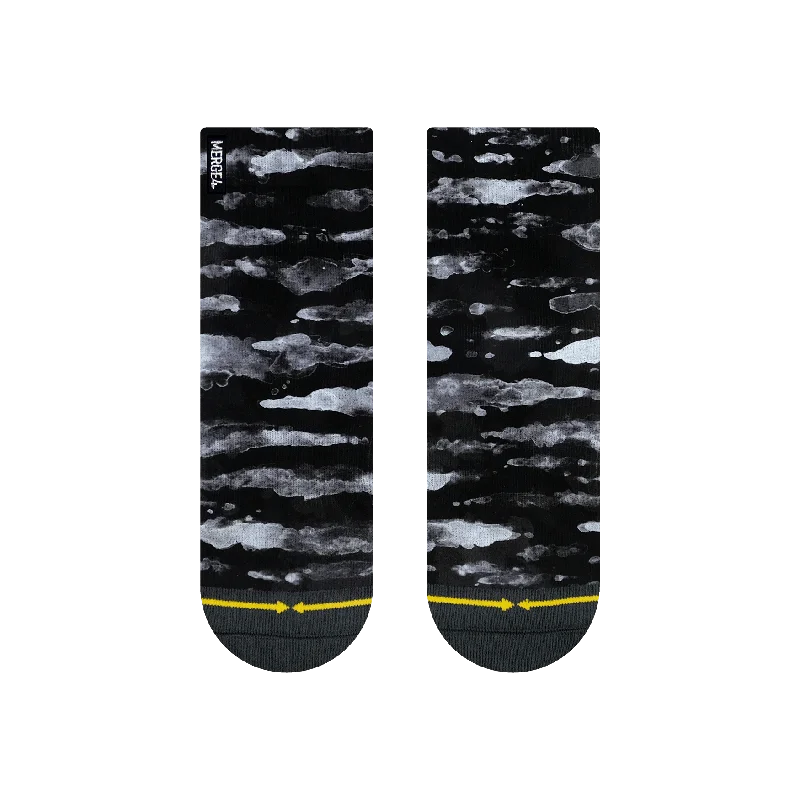 Quick Sale Black Water Color Quarter Crew Sock
