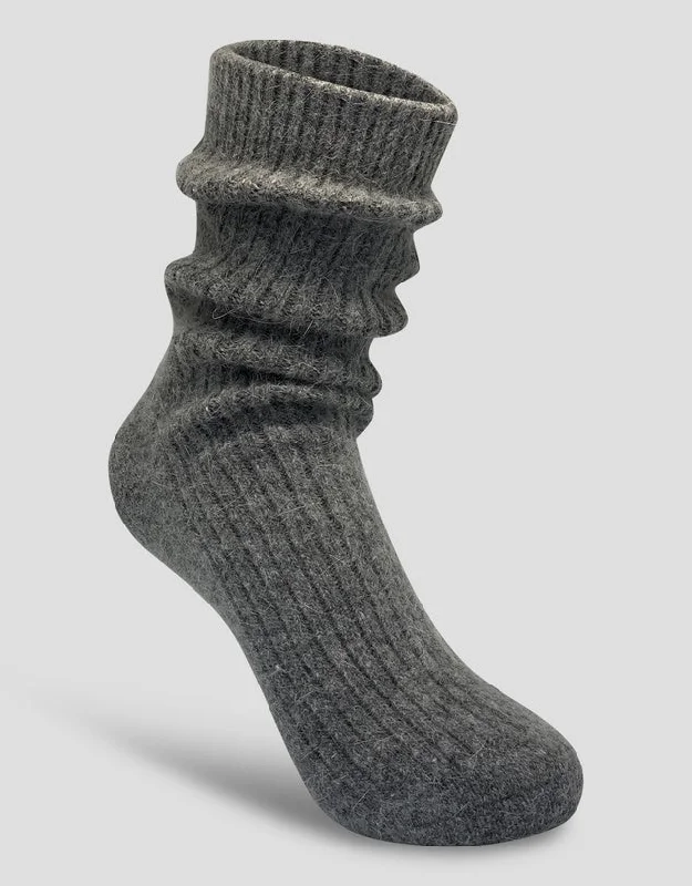 Weekend Bargains to Snag Cashmere Socks - Dark Grey