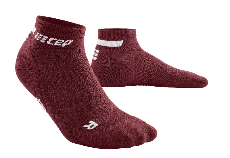 Don't Miss Out CEP Women's The Run Socks Low Cut V4 - Dark Red ( WP2A8R )