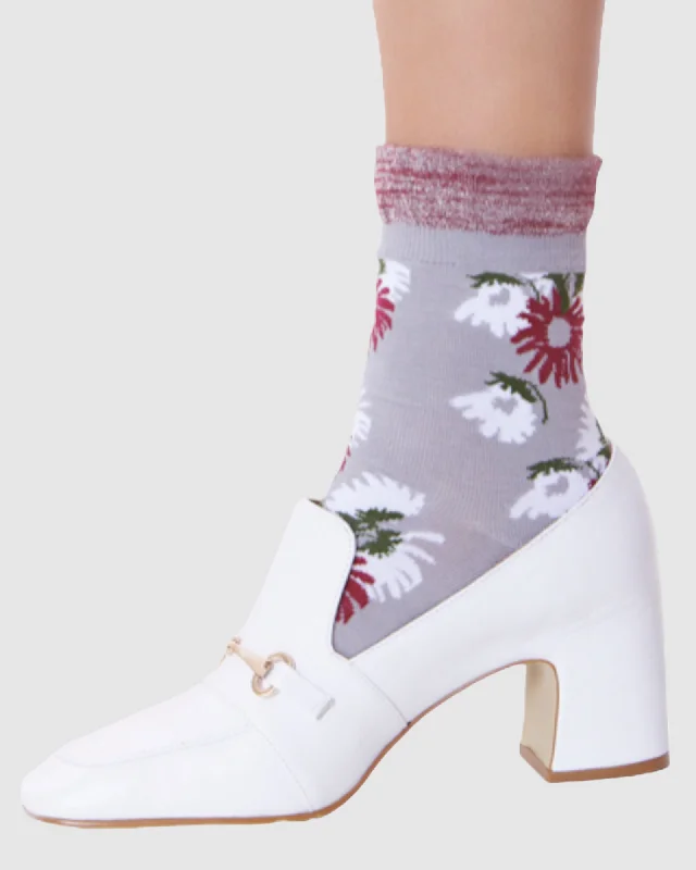 Weekend Bargains to Celebrate Garden Party Sock - Mauve