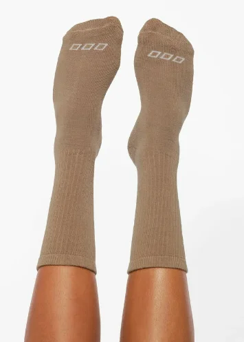 Weekend Discounts to Celebrate Lorna Jane Merino Wool Blend Quarter Crew Sock - Dark Off White