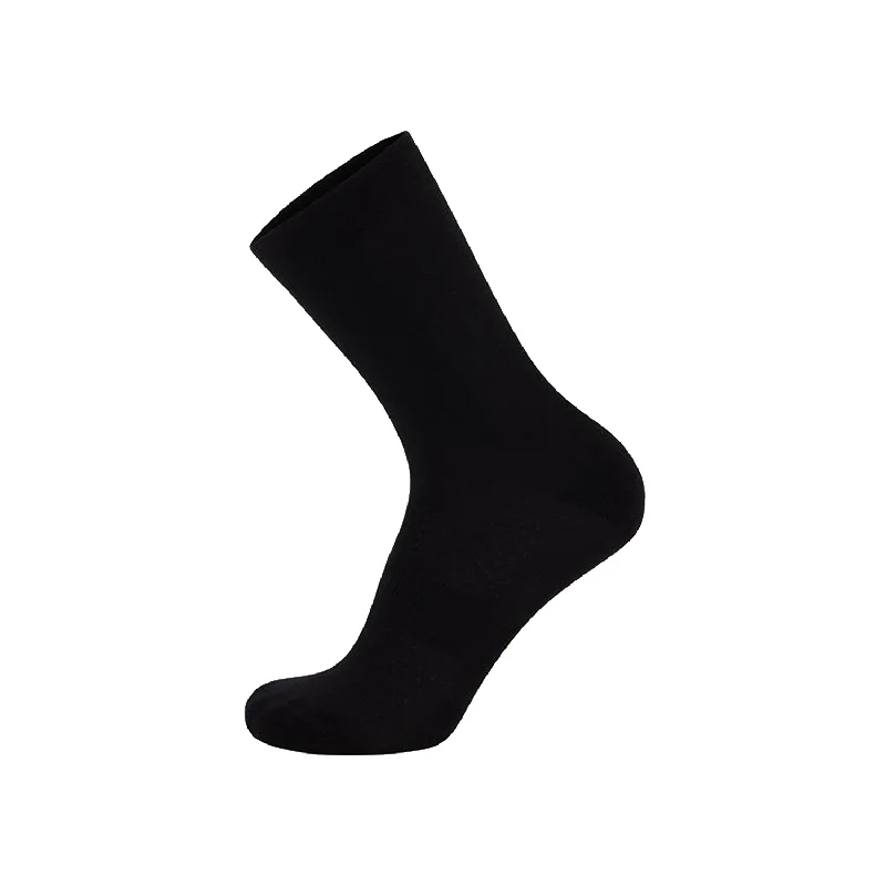 Weekend Wonders Await! Mons Royale Atlas Crew Sock Black