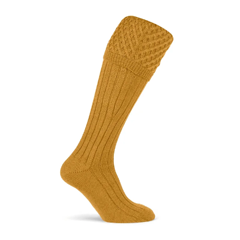 Stock Up Pennine Chelsea Shooting Sock Gold