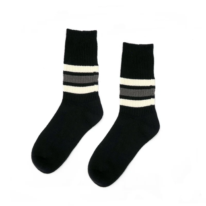 Weekend Discounts to Snag Sporty Striped Knitted Sock - Black