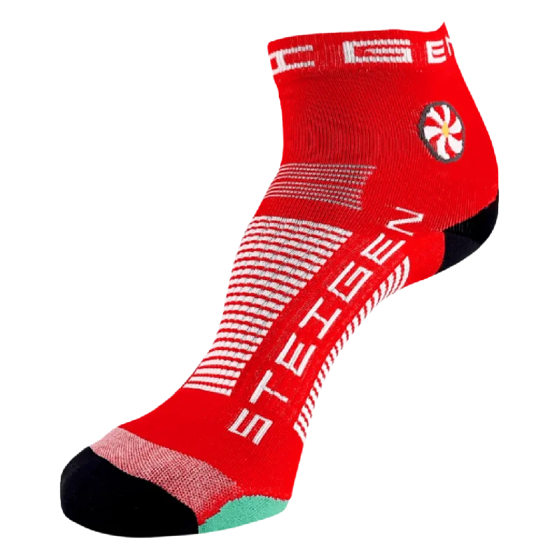 Take Action Steigen - Quarter Length Running Socks - Cherry Red
