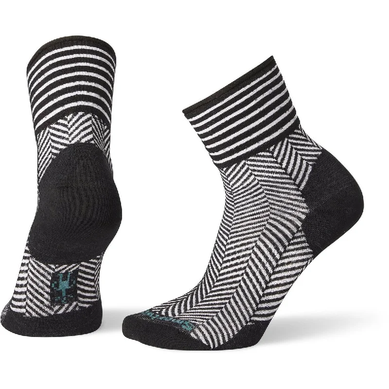 Weekend Discounts to Celebrate Women's Herringbone Mini Boot Socks