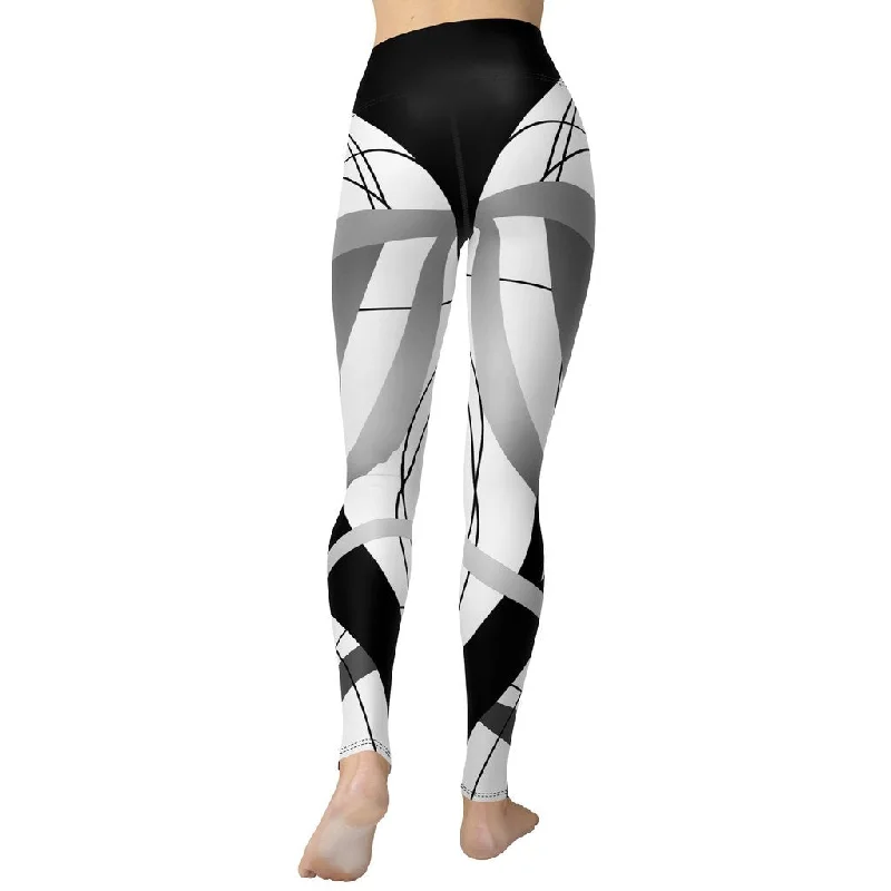 Weekend Bargains to Cherish Geometric Lines Yoga Leggings